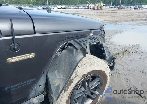 2018 Jeep Wrangler Unlimited Freedom Edition 4X4 z USA, uszkodzony, nr VIN 1C4BJWDG9JL860947